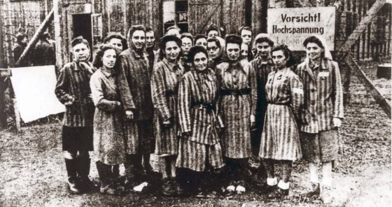 24 Photos Of Life Inside Ravensbrück, The Nazis’ Only All-Female Concentration Camp