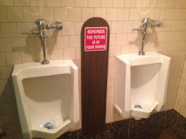 40 Funny Signs That Definitely Got The Attention They Deserved